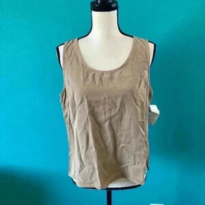 ⭐️ New with tags By JJ tan soft tank top in size medium